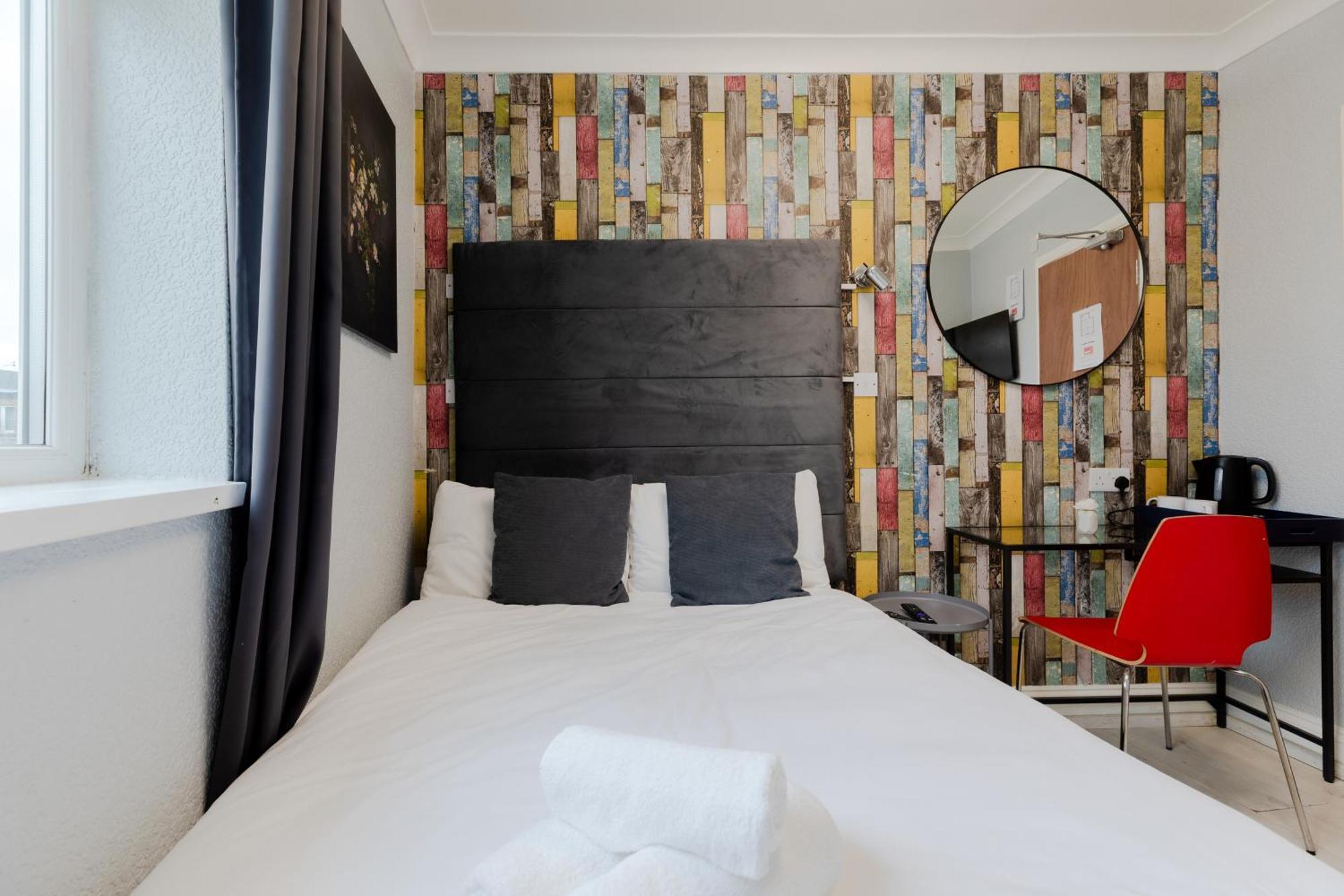 Orlando Hotel London Exterior photo