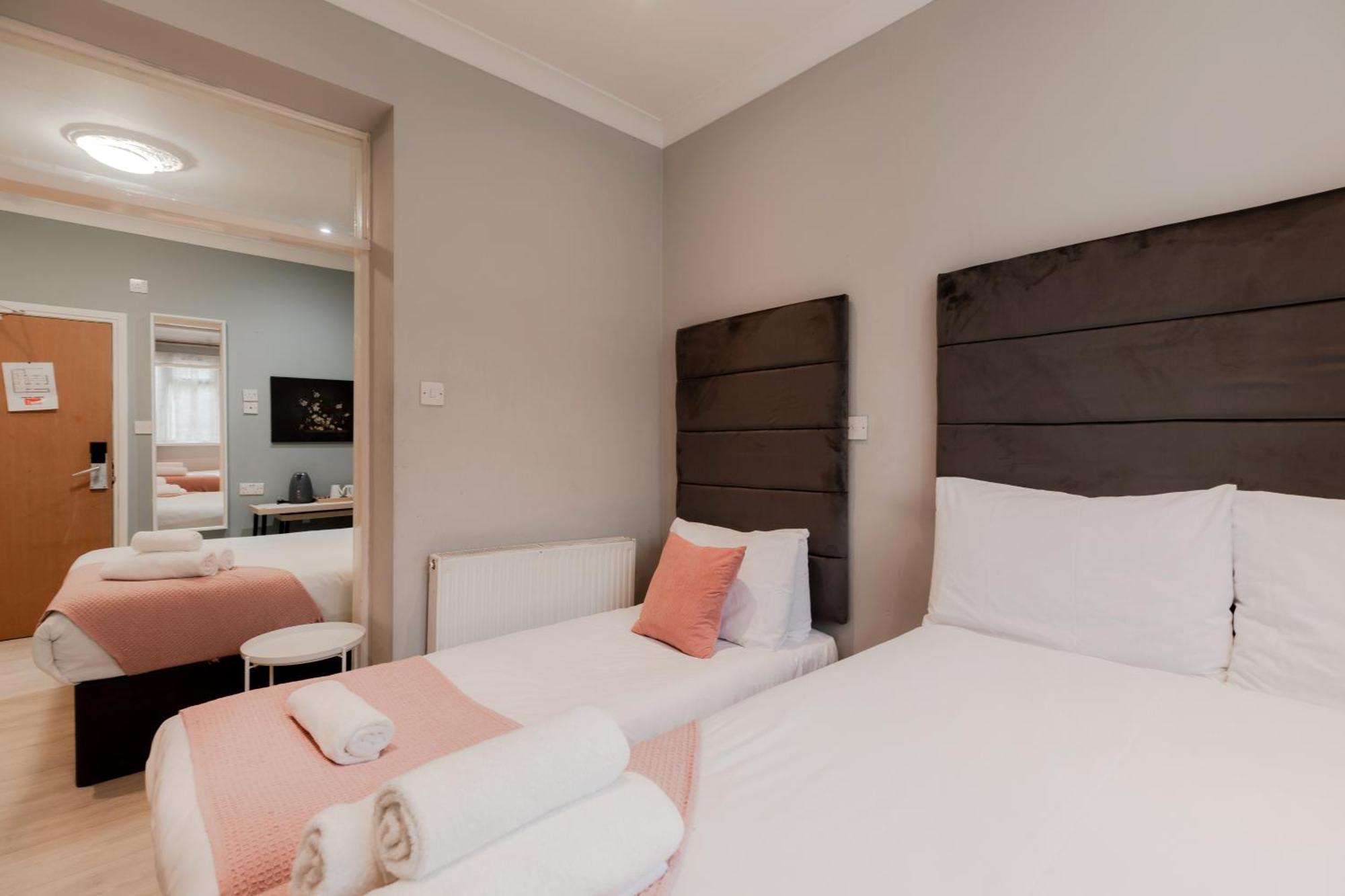 Orlando Hotel London Exterior photo