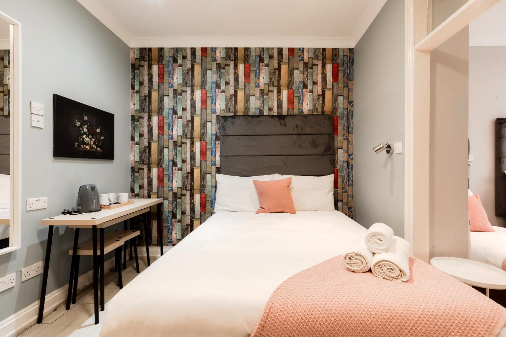 Orlando Hotel London Exterior photo